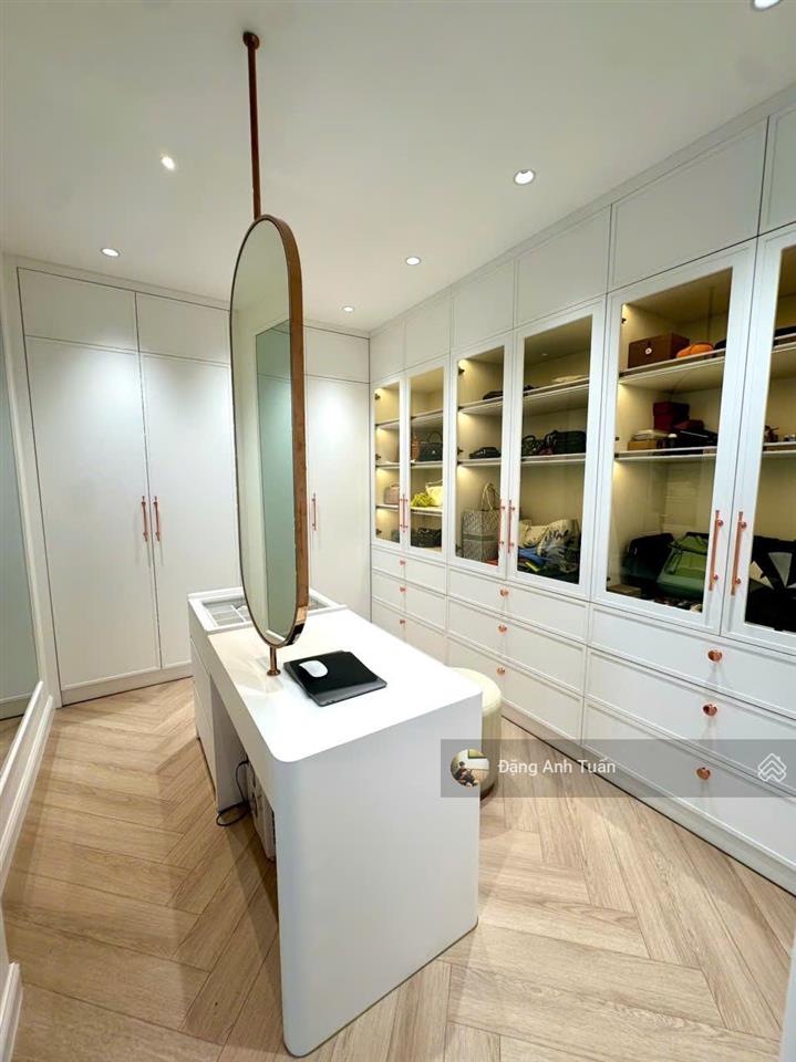 Bán nhanh căn hộ duplex mỹ khánh 196m2, nhà mới đẹp giá bán 16,5 tỷ.  0947 384 *** em tuấn