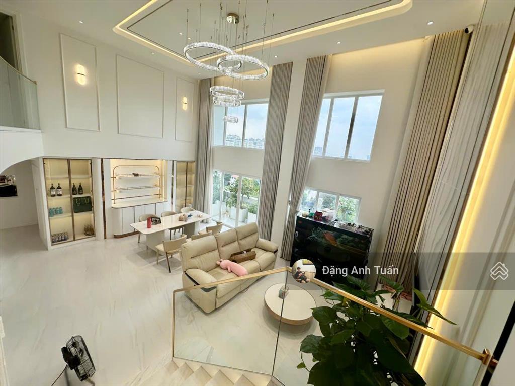 Bán nhanh căn hộ duplex mỹ khánh 196m2, nhà mới đẹp giá bán 16,5 tỷ.  0947 384 *** em tuấn