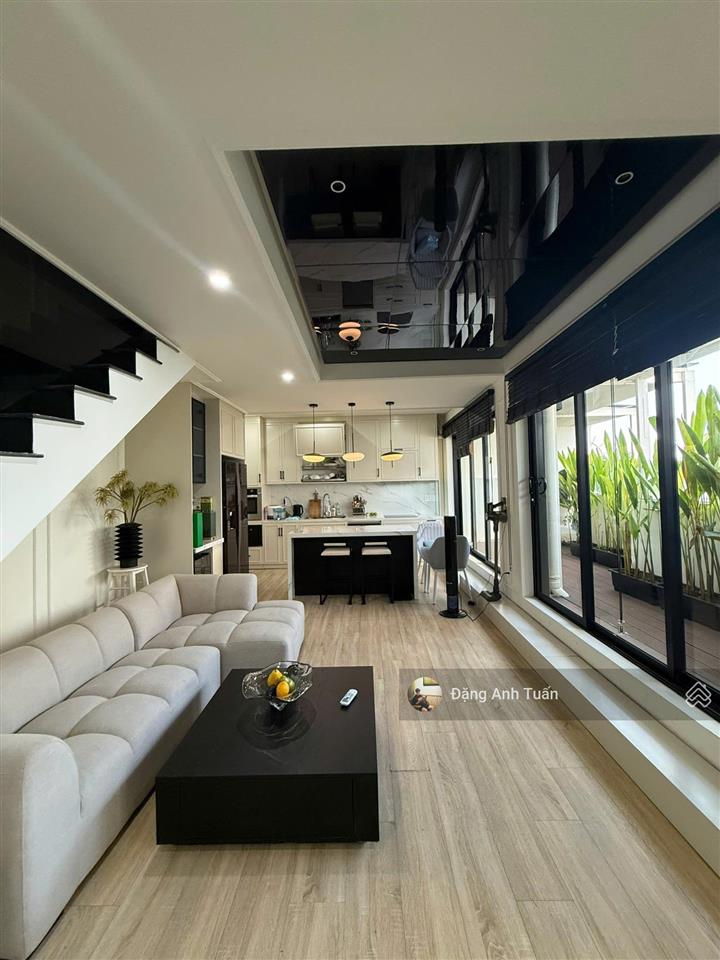 Cần bán penthouse sky garden 3, 174m2, 4pn, 3 toilet, giá bán 11 tỷ