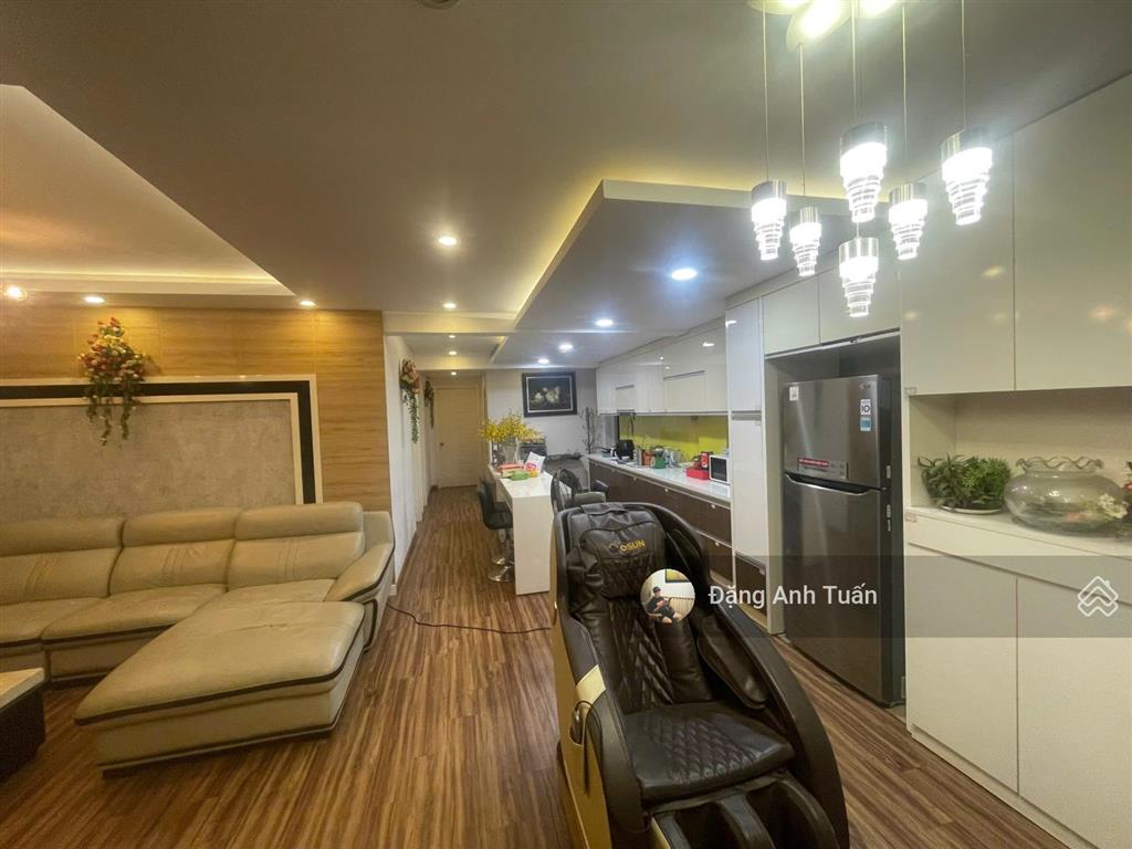 Cần bán căn hộ happy valley 115m2, 3pn, 2wc, giá bán 9,5 tỷ thương lượng.  0947 384 *** tuấn