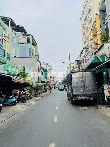 Siêu phẩm vip 3lầu mặt tiền nguyễn trọng tuyển , qpn