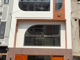 Nhà 2,5 lầu mới hxh đường lê quang định, p1, quận gv
