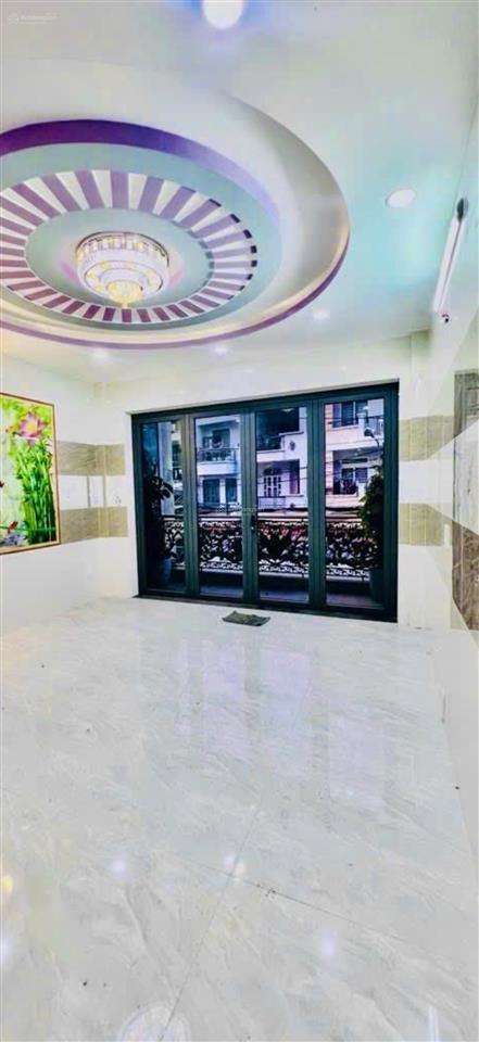 Nhà 4lầu mặt tiền đường nguyễn văn công, p3, quận govap