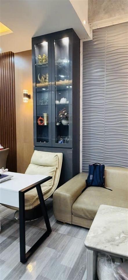 Nhà 3lầu mặt tiền diện tích khủng đường nguyễn du, phường 7, quận govap
