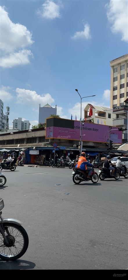 Nhà 3lầu mặt tiền diện tích khủng đường nguyễn du, phường 7, quận govap