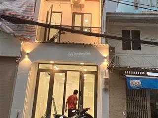 Cho thuê nhà 1 lầu mặt tiền đường phan văn hân, p17, quận bt