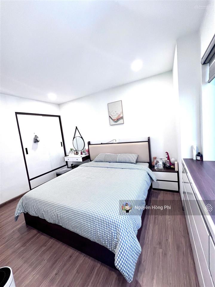 Chính chủ cần bán ch 54m2, 2pn 1vs tại le grand jardin sài đồng giá 4,6 tỷ sẵn sổ,  0947 437 ***