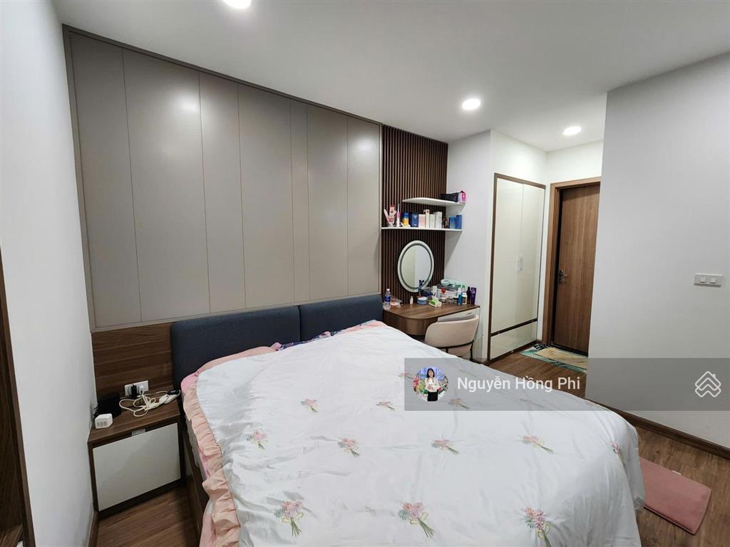 Bán ch 97m2 3pn 2wc tầng trung, view đẹp, hướng mát sẵn sổ le grand jardin sài đồng giá 7 tỷ