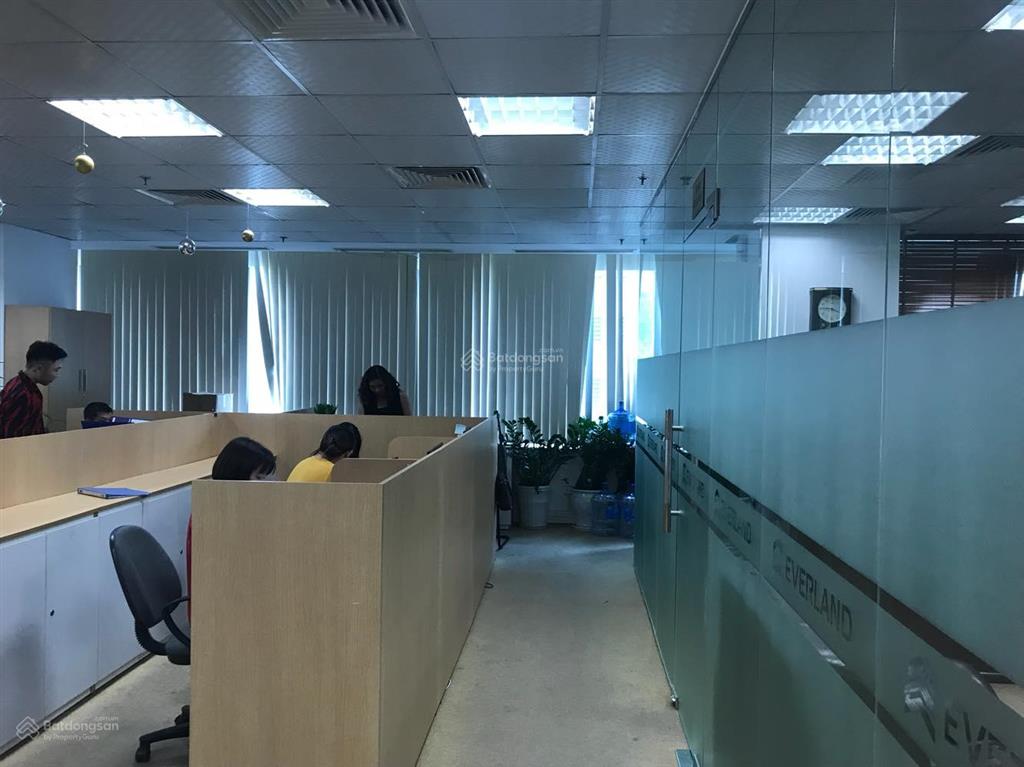Cho thuê văn phòng khu thnc tòa nhà viglacera tower.  0945 004 ***