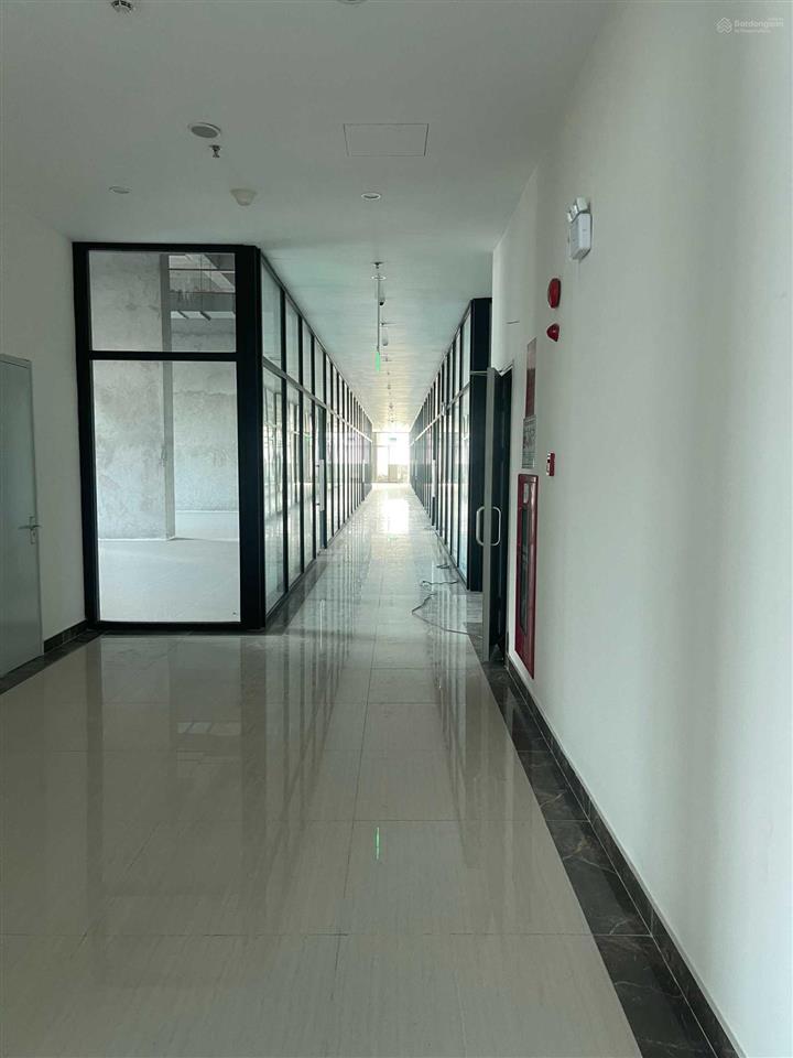 Bán sàn thương mại, văn phòng tòa nhà roman plaza  tố hữu  nam từ liêm  hà nội.  0945 004 ***