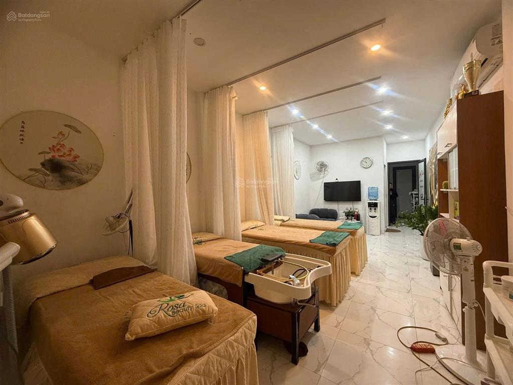 Bán nhà mặt phố mỹ đình, từ liêm, 70m, 5t, kd sầm uất, gần trường học, bv y cao giá chỉ hơn 27 tỷ