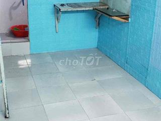 phòng trọ ngay chợ Bình Hưng gần bến xe Q8