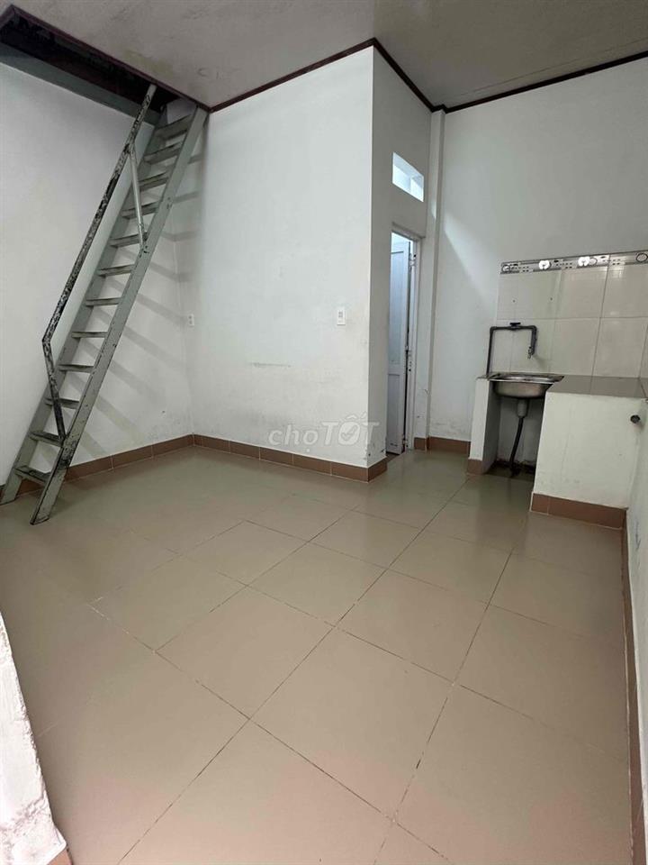 Phòng trọ 34m2 có Máy Lạnh tại đường Lê Văn Thọ (quận Gò Vấp cũ)