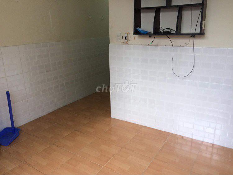 Phòng trọ khu trung tâm Quận 11, an ninh, gần trường học, bệnh viện