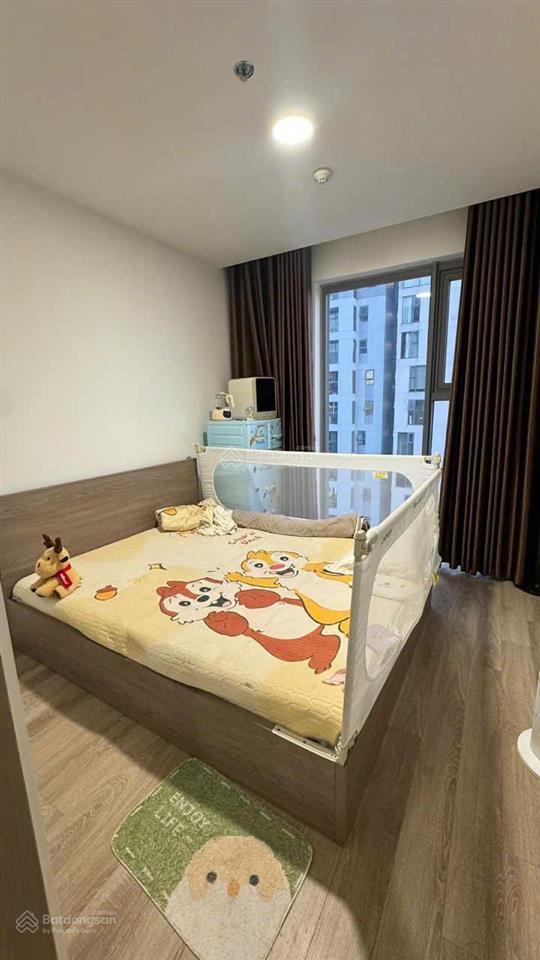 Kẹt tiền bán căn 3pn diện tích 102m2 tầng 20 full nội thất bán 7ty950  view sôg sg, xem nhà 24/07