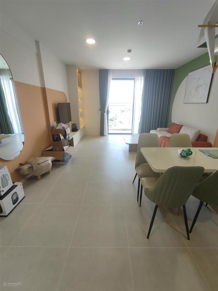 Em cần bán gấp 2pn 2wc giá 5.2tỷ tầng cao view lm81  sông full nội thất. xem nhà alo nghĩa