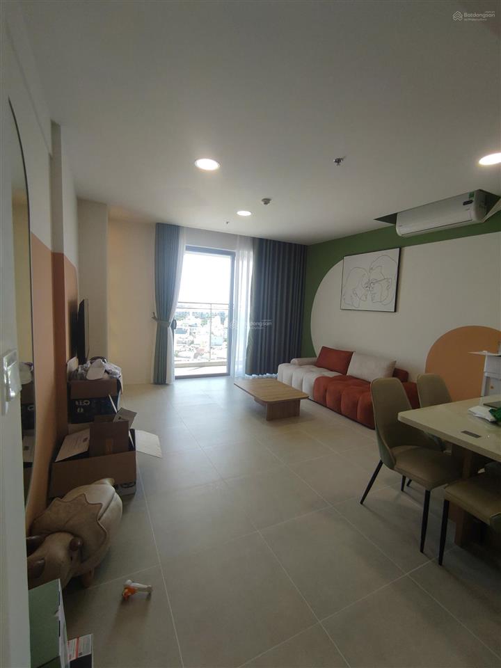 Em cần bán gấp 2pn 2wc giá 5.2tỷ tầng cao view lm81  sông full nội thất. xem nhà alo nghĩa