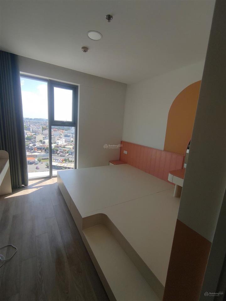 Em cần bán gấp 2pn 2wc giá 5.2tỷ tầng cao view lm81  sông full nội thất. xem nhà alo nghĩa