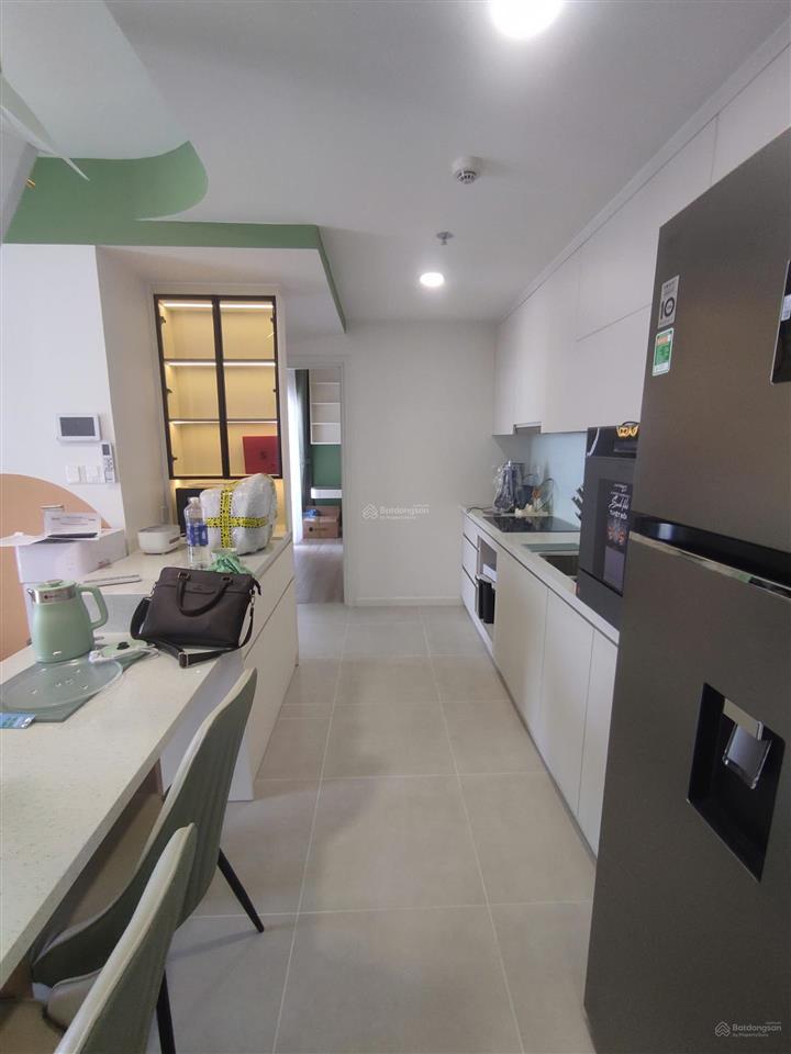 Em cần bán gấp 2pn 2wc giá 5.2tỷ tầng cao view lm81  sông full nội thất. xem nhà alo nghĩa