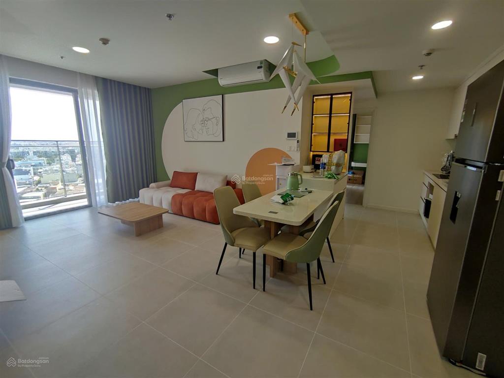 Em cần bán gấp 2pn 2wc giá 5.2tỷ tầng cao view lm81  sông full nội thất. xem nhà alo nghĩa