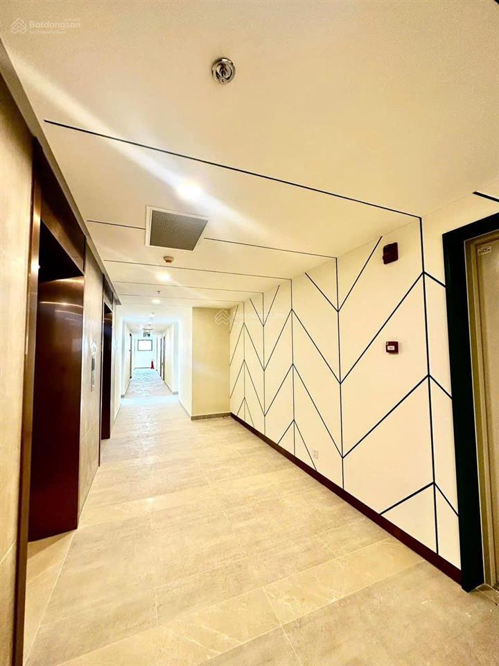 Ngộp bank em bán gấp căn 84m2, view sông sg giá 5ty980 . tháp bliss xem nhà 24/07