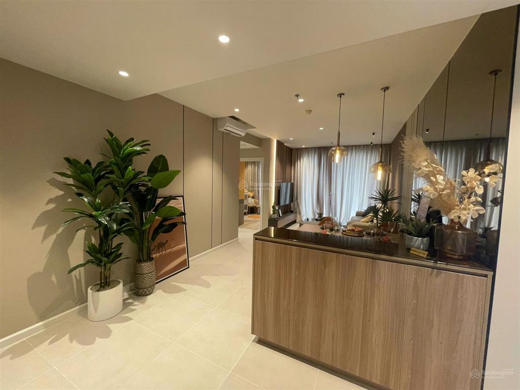 Ngộp bank em bán gấp căn 84m2, view sông sg giá 5ty980 . tháp bliss xem nhà 24/07