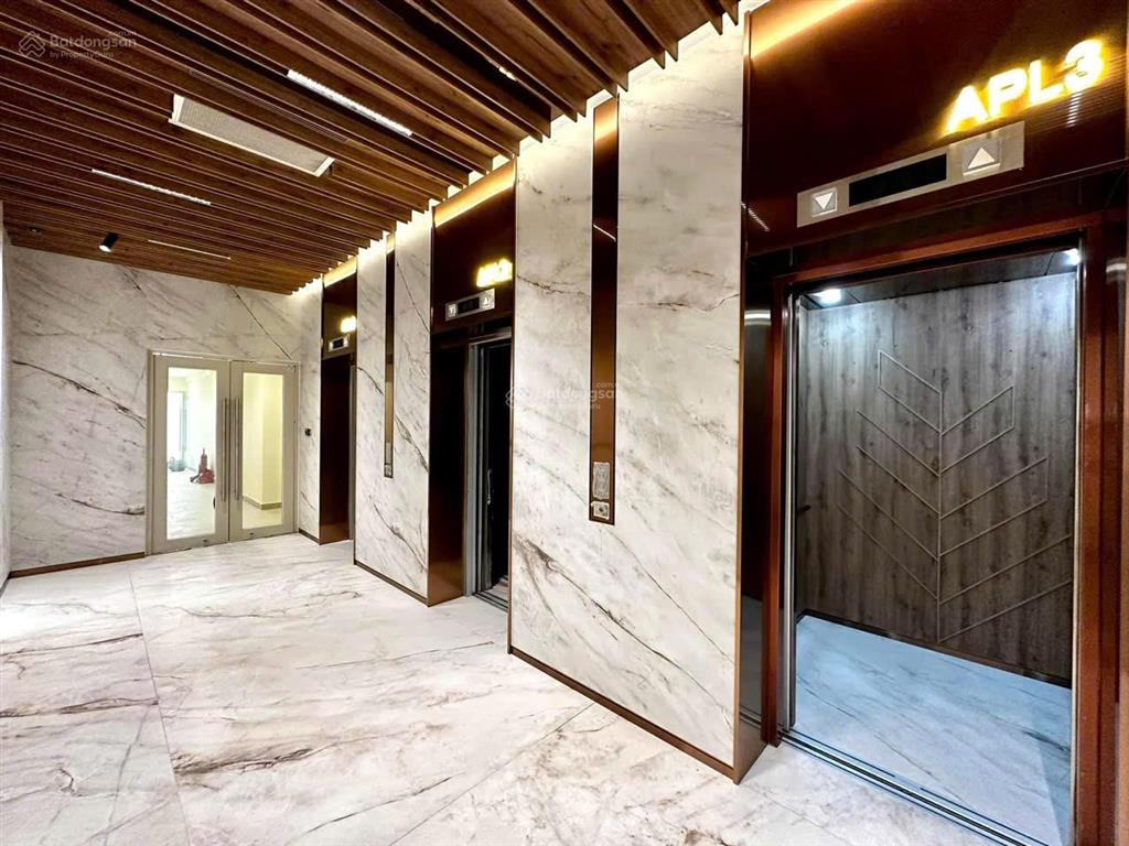 Ngộp bank em bán gấp căn 84m2, view sông sg giá 5ty980 . tháp bliss xem nhà 24/07