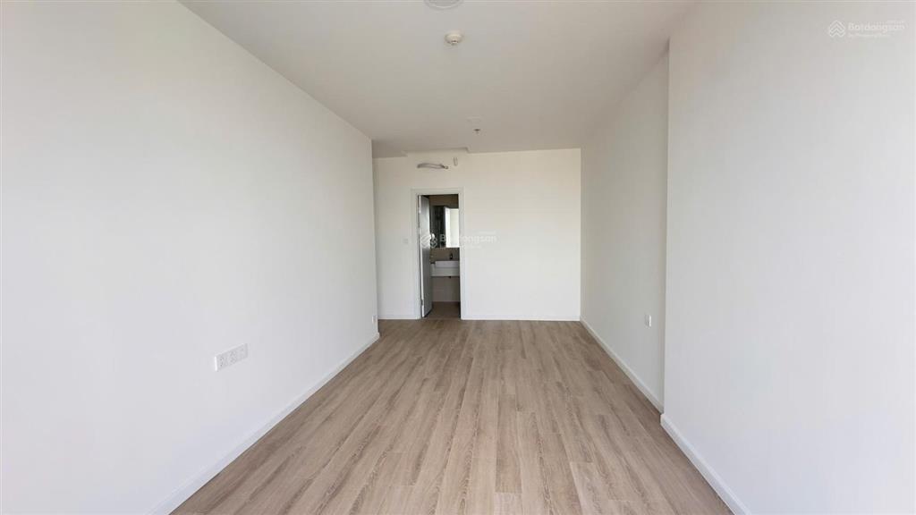 Ngộp bank em bán gấp căn 84m2, giá 5ty8. tháp bliss, view sông sg xem nhà 24/07
