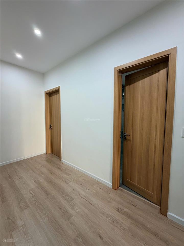 Cho thuê biệt thự khu d kđt ciputra, phú thượng, 5 phòng ngủ, nội thất cao cấp, gần trường qt unis