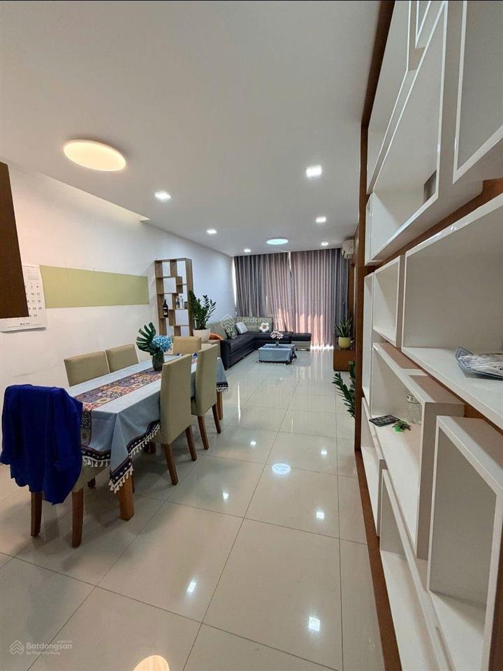 Căn hộ the canary height  94m2