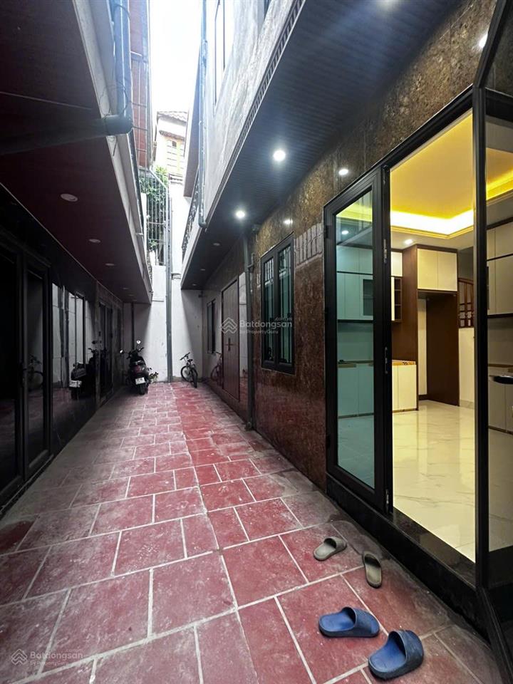 Nhà mới đẹp chỉ nhỉnh 3 tỷ về ở ngay!