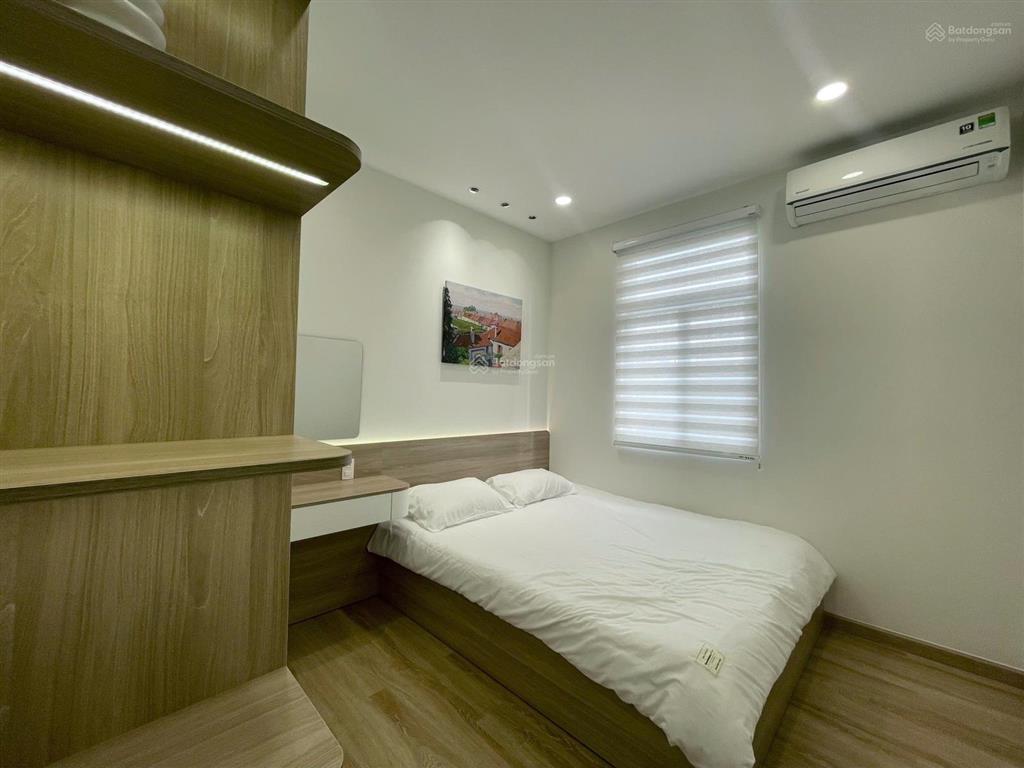 Bán gấp căn hộ sky garden 3, 6,6 tỷ, 71,52m2, 3pn, 2wc, đầy đủ nội thất