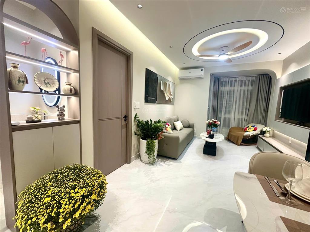Bán cc sky garden ii, 5,65 tỷ, 71,4m2, 2pn, 1wc, p. tân phong, q7, hcm siêu hot