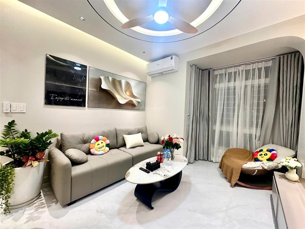 Bán cc sky garden ii, 5,65 tỷ, 71,4m2, 2pn, 1wc, p. tân phong, q7, hcm siêu hot
