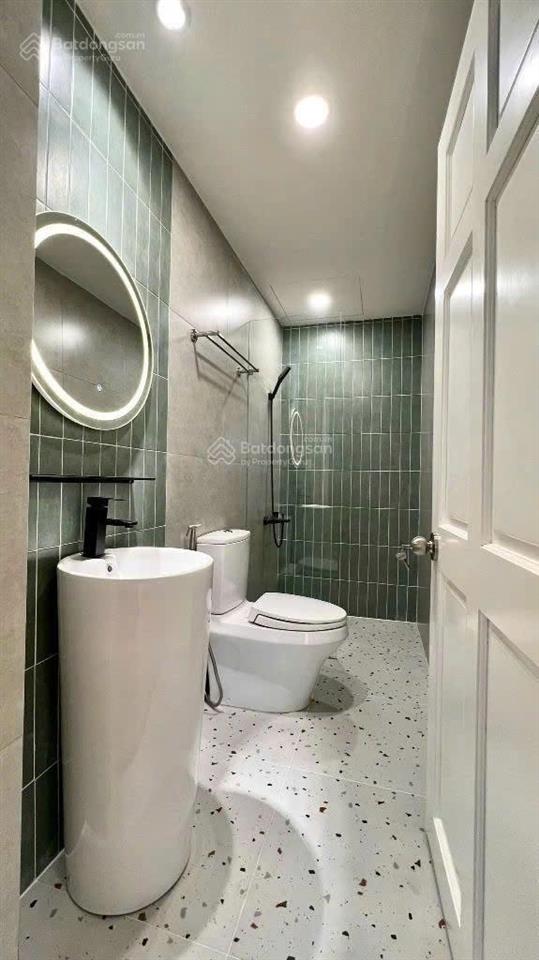 Bán căn hộ 3 phòng ngủ, sky garden 3. giá chỉ 5.75 tỷ
