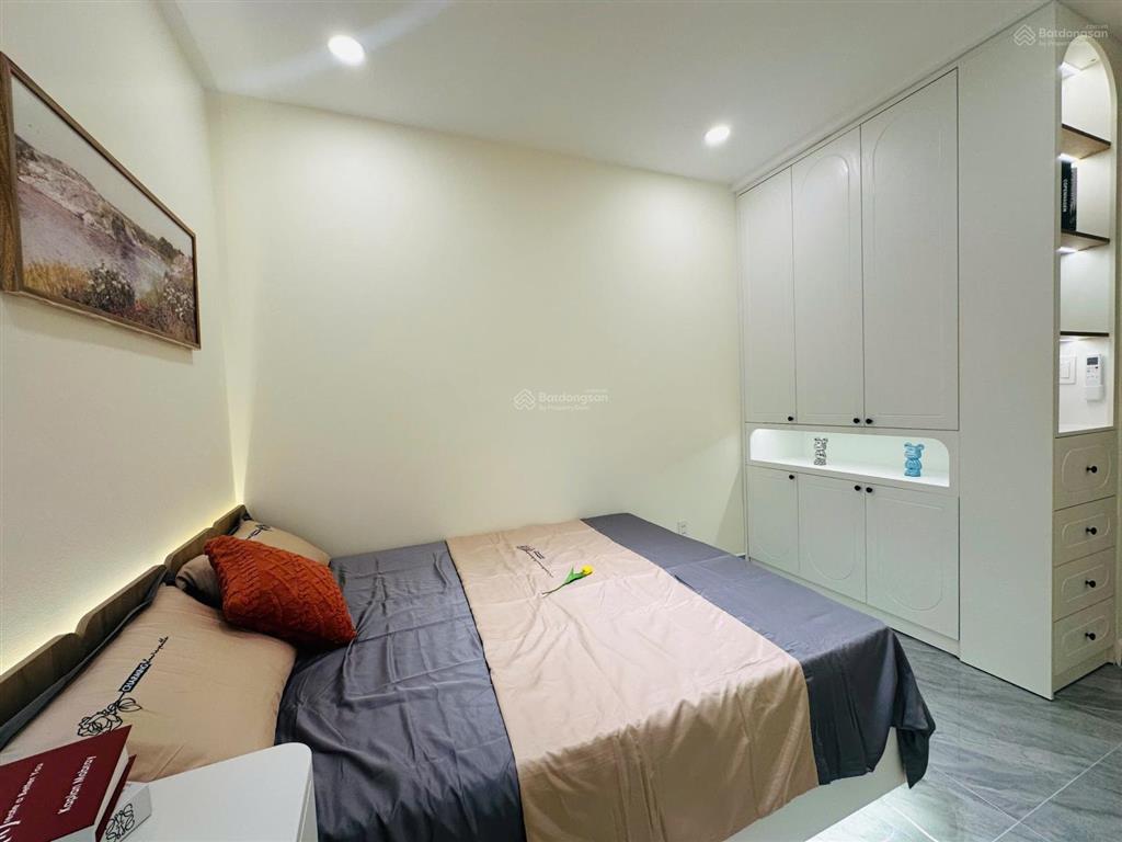 Chính chủ bán căn hộ sky garden 1  phú mỹ hưng. full nội thất mới 100%. giá 6,85 tỷ