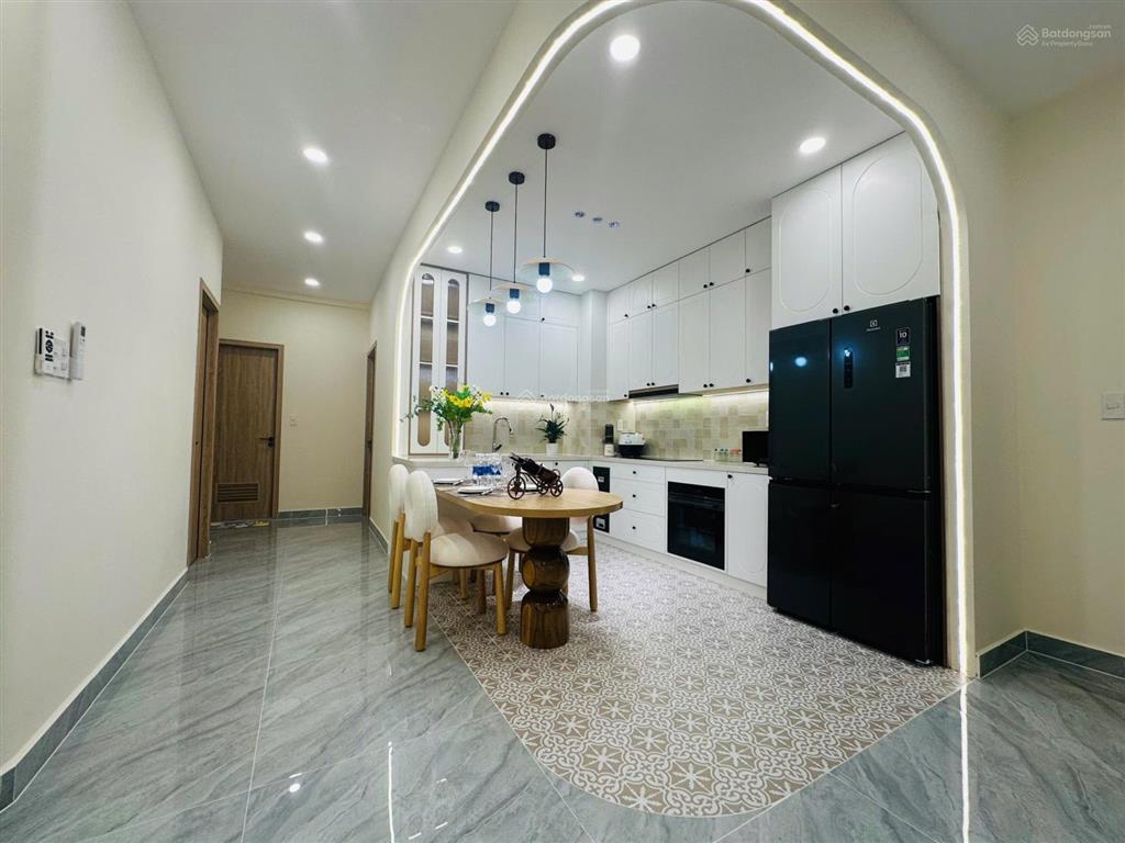 Chính chủ bán căn hộ sky garden 1  phú mỹ hưng. full nội thất mới 100%. giá 6,85 tỷ