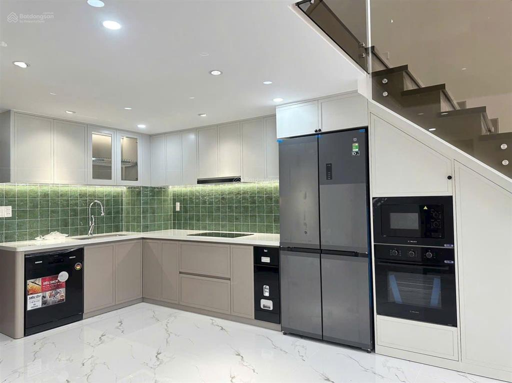 Bán duplex sky garden 1 phú mỹ hưng, quận 7. 4 phòng ngủ giá 8,5 tỷ