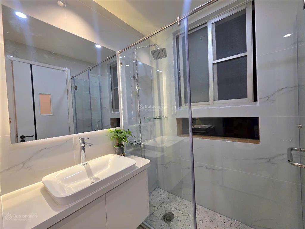 Căn góc sky garden 2 phú mỹ hưng, 3 phòng ngủ 2 toilet. giá 6,99 tỷ.