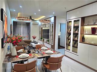 Căn góc sky garden 2phú mỹ hưng, 3 phòng ngủ 2 toilet. giá 6,99 tỷ.