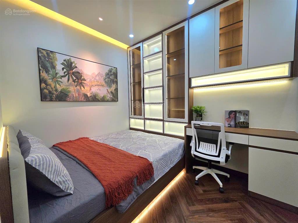 Căn góc sky garden 2 phú mỹ hưng, 3 phòng ngủ 2 toilet. giá 6,99 tỷ.