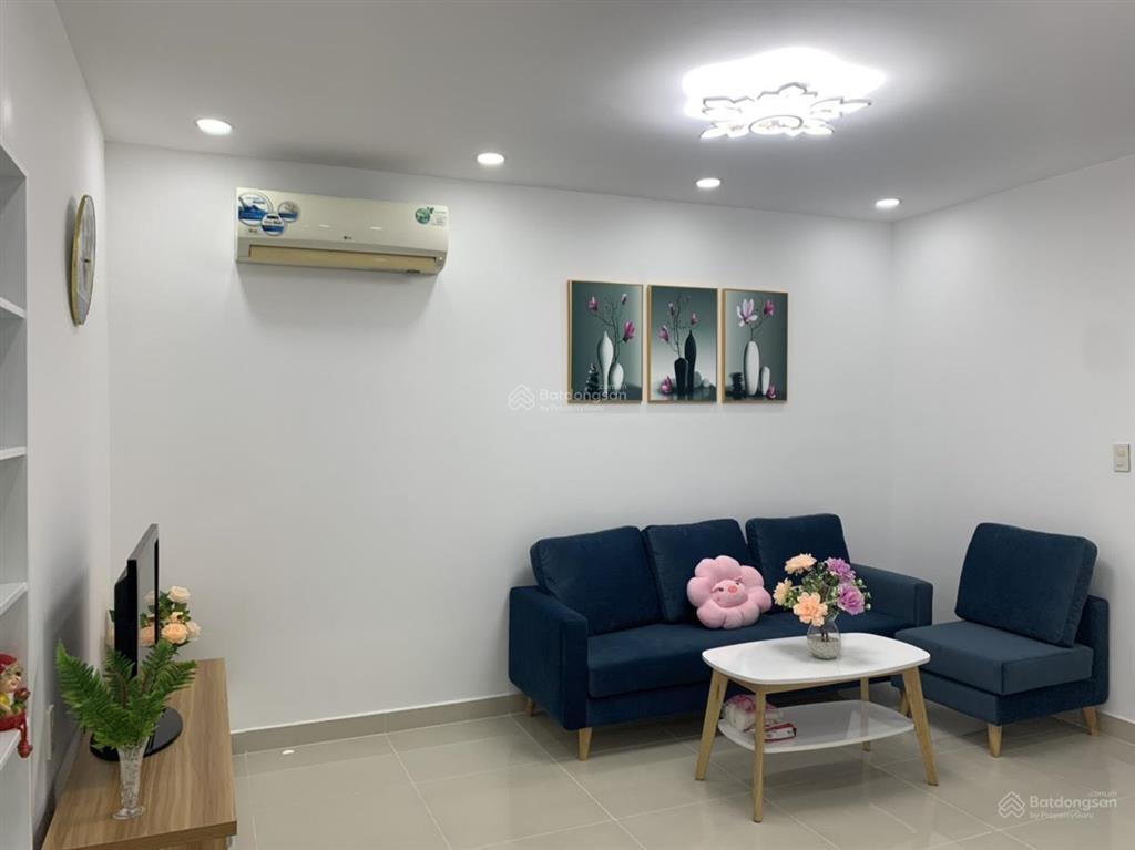 Bán căn 56,51m2 sky garden 3  lầu 6 view công viên. nhà đẹp giá 3,99 tỷ