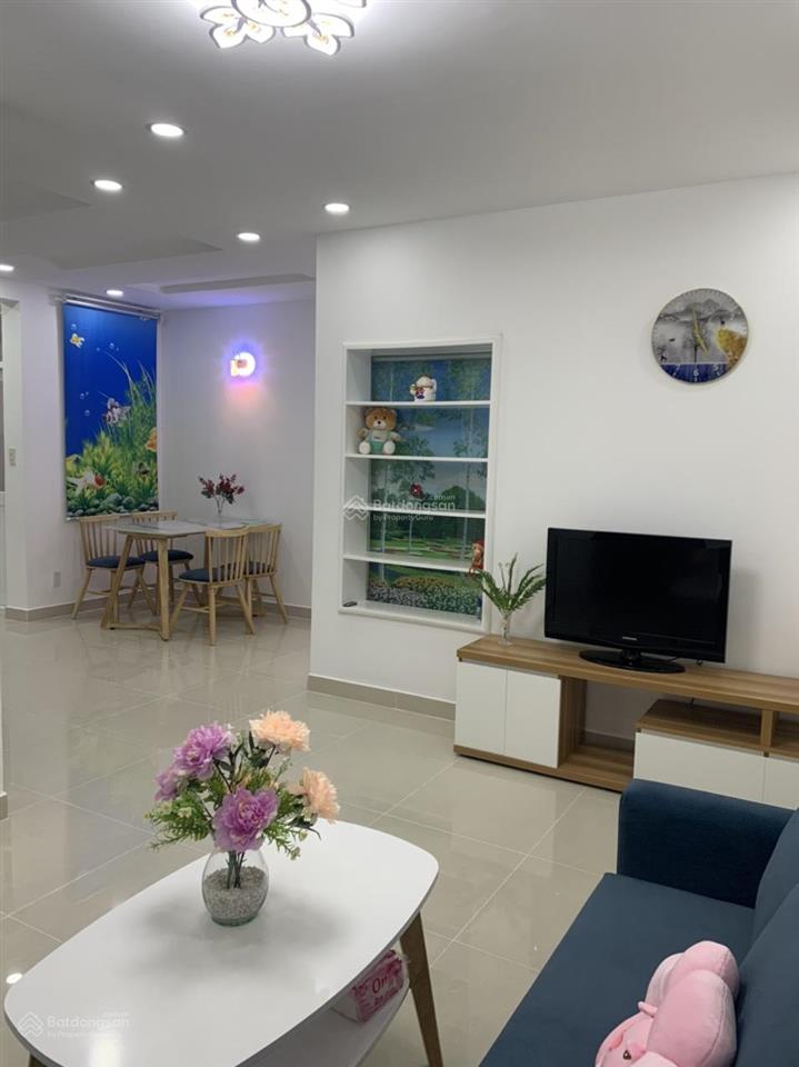 Bán căn 56,51m2 sky garden 3  lầu 6 view công viên. nhà đẹp giá 3,99 tỷ