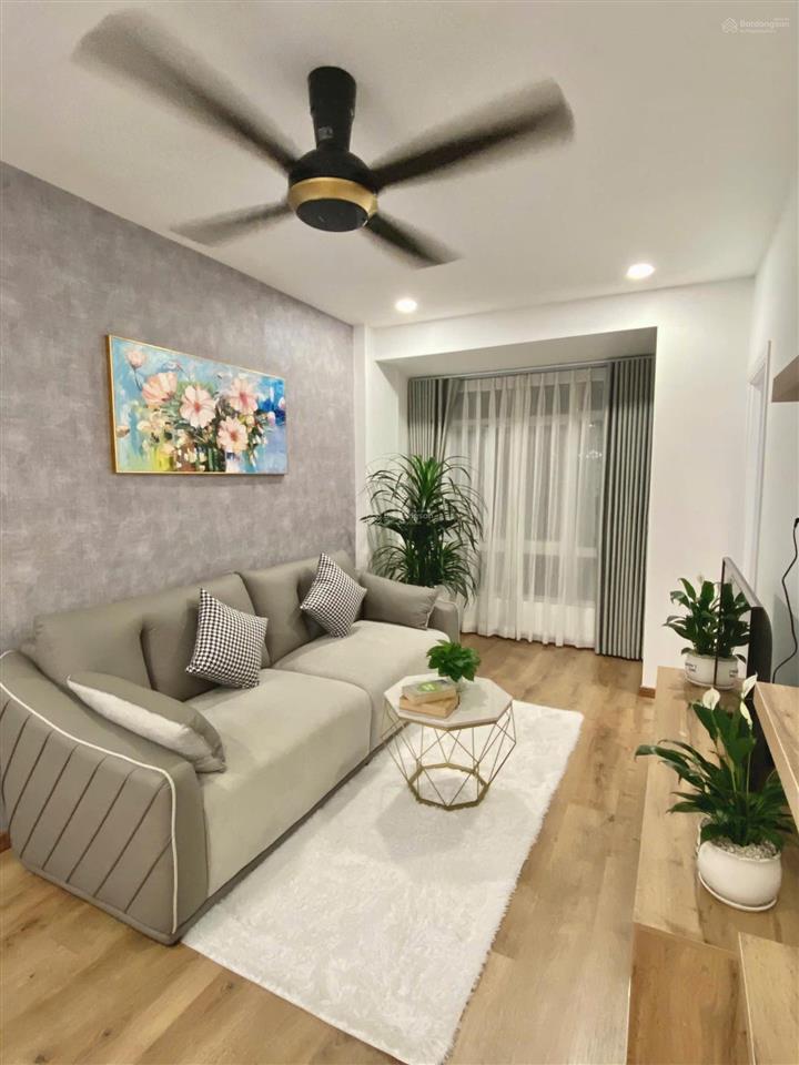 Bán căn hộ sky garden 3, 56m2 nhà mới. giá 4 tỷ, tặng kèm hợp đồng thuê 14 triệu/tháng.