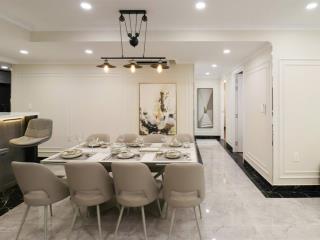 Bán căn góc 3pn2wc cosmocity 128m2, nội thất đẹp như hình, tầng trung thoáng, 8,3 tỷ. 0901 646 ***