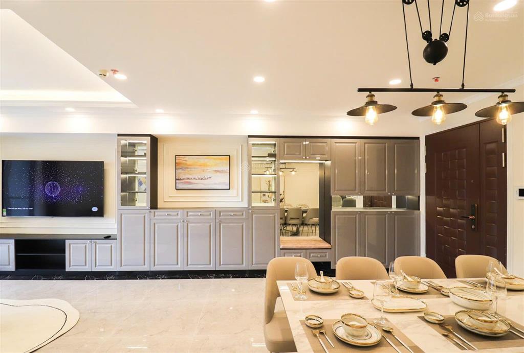 Căn góc "siêu phẩm" cosmo city  quận 7  nội thất sang trọng 3pn2wc 128m2 8,3 tỷ.  0901 646 ***