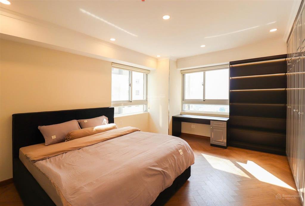 Căn góc "siêu phẩm" cosmo city  quận 7  nội thất sang trọng 3pn2wc 128m2 8,3 tỷ.  0901 646 ***