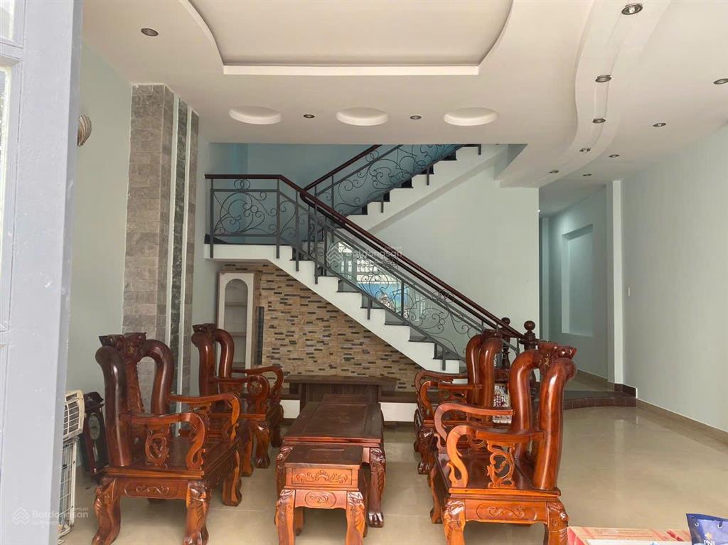 Cần bán nhà 6x24m, 144m2, quận 7, đường huỳnh tấn phát hẻm xe ôtô, nội thất đầy đủ.  0901 646 ***