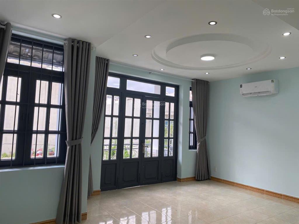 Cần bán nhà 6x24m, 144m2, quận 7, đường huỳnh tấn phát hẻm xe ôtô, nội thất đầy đủ.  0901 646 ***