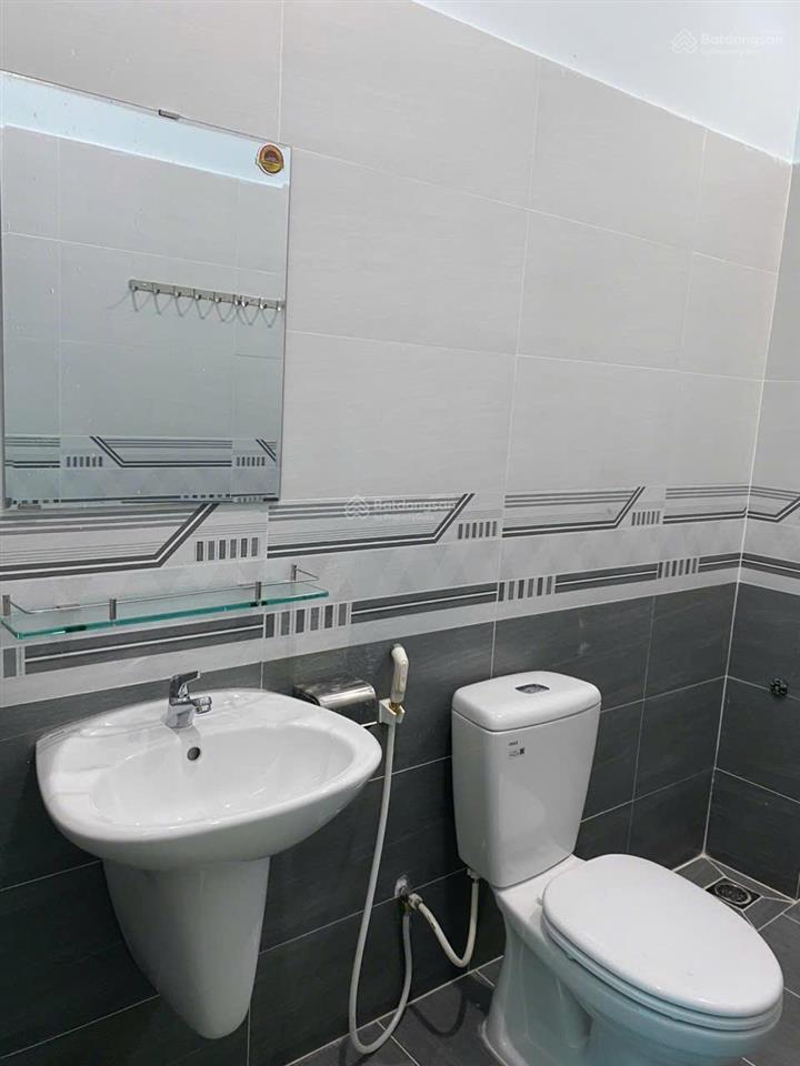 Cần bán nhà 6x24m, 144m2, quận 7, đường huỳnh tấn phát hẻm xe ôtô, nội thất đầy đủ.  0901 646 ***